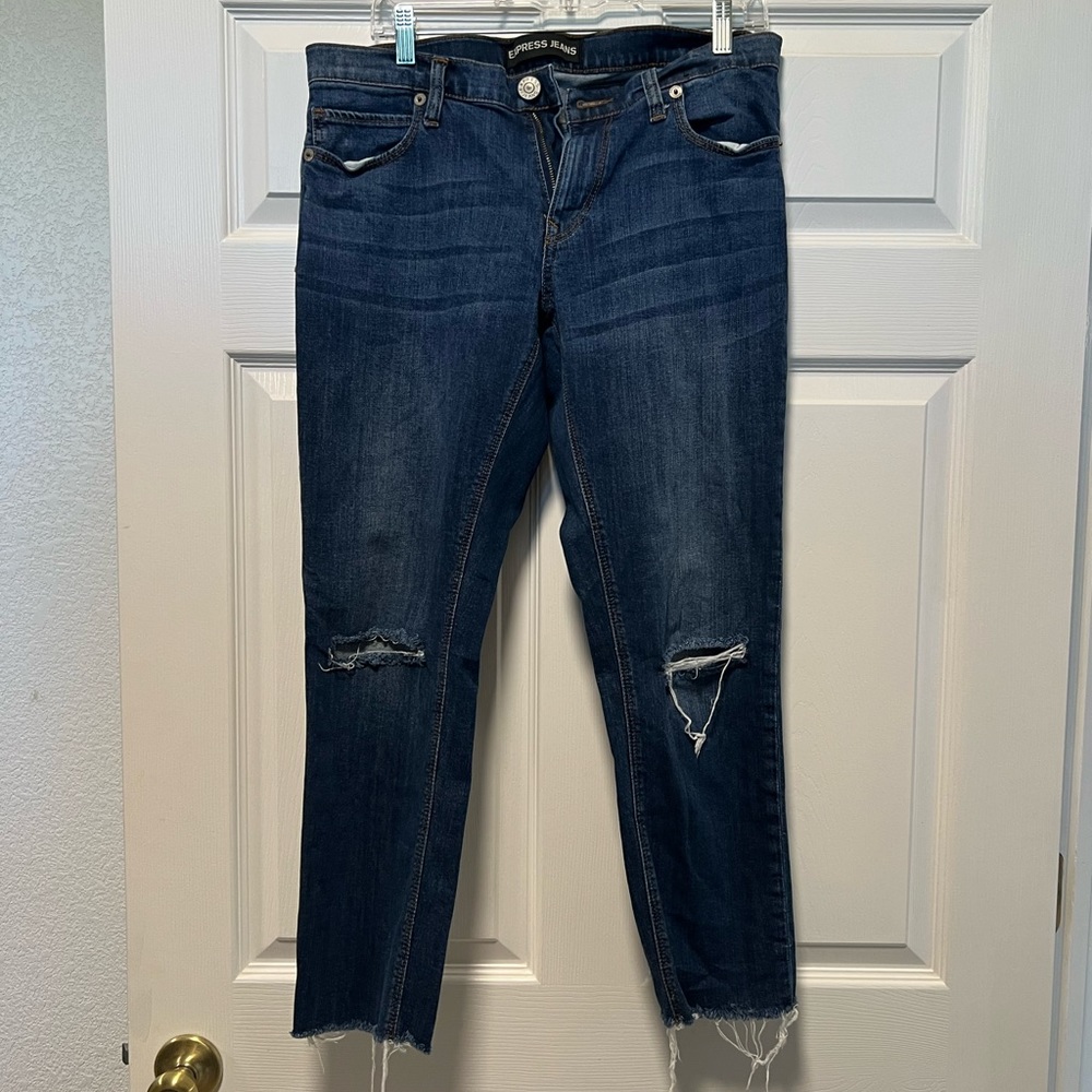 Ripped jeans